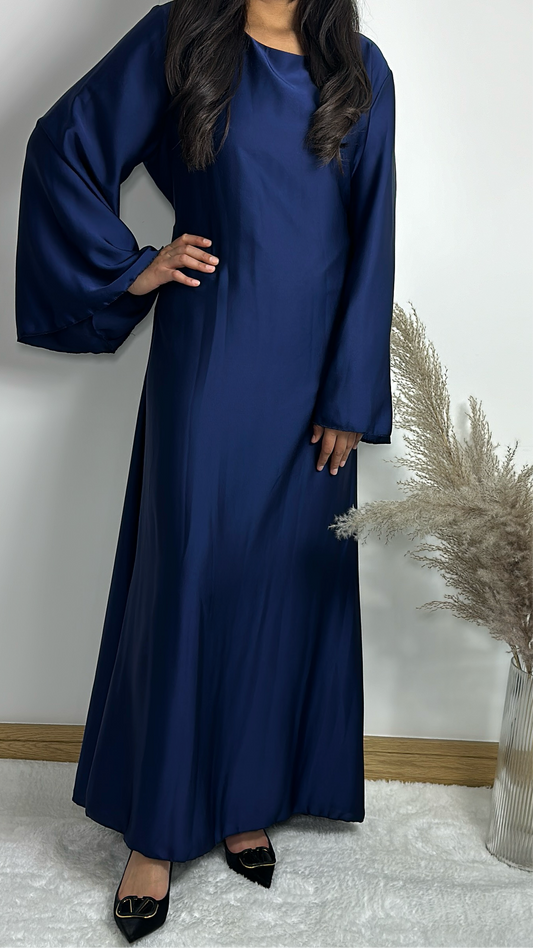 Zayna dress in navy